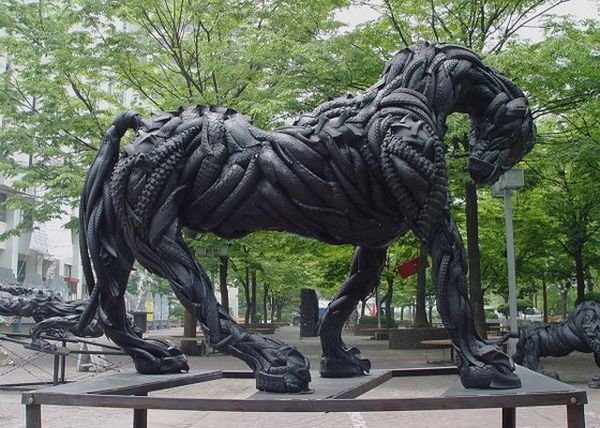 horse tire sculpture